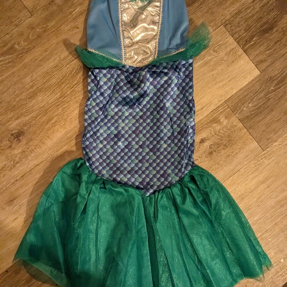 Magical Mermaid - Picture 2 of 3